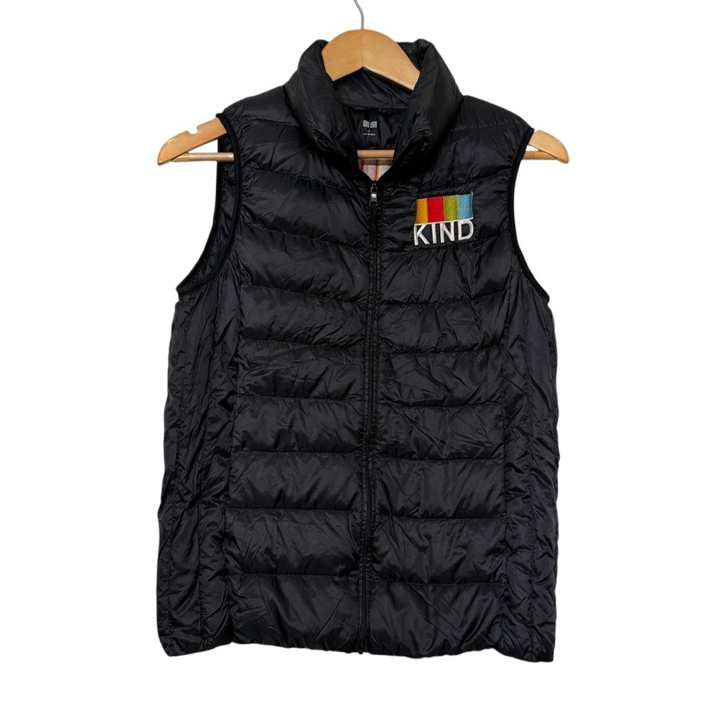 UNIQLO Ultralight Down Puffer Vest Black Packable Company Logo Women’s Small